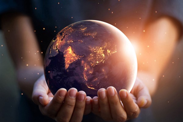 五軸數(shu)控加工中(zhōng)心有哪些(xie)優點？